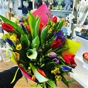 Florist Choice Spring Handtied 